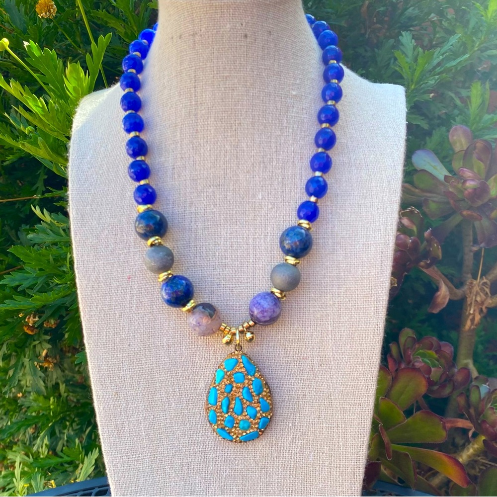 Gorgeous handmade natural stone necklace